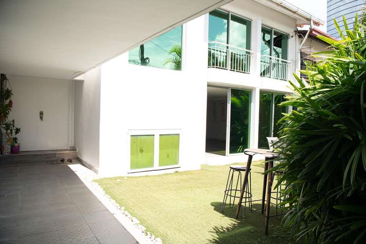CASA EN VENTA O ALQUILER – LA ALAMEDA, 5 HABITACIONES $475.000 CON PISCINA