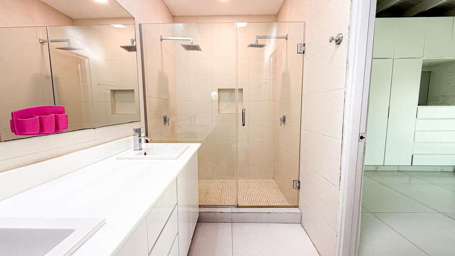 CASA EN VENTA O ALQUILER – LA ALAMEDA, 5 HABITACIONES $475.000 CON PISCINA - Imagen 13