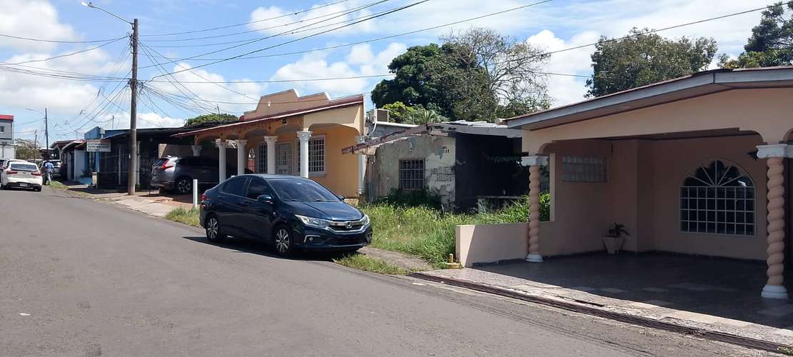 SE VENDE LOTE DE  413.19Mt2  CHORRERA  CENTRO  FULL COMERCIAL  - Imagen 5