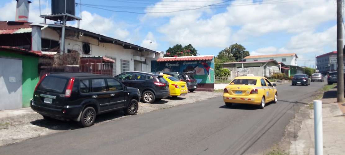 SE VENDE LOTE DE  413.19Mt2  CHORRERA  CENTRO  FULL COMERCIAL  - Imagen 2