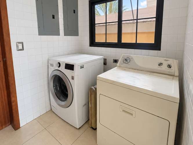 Vendo Casa Amoblada en El Doral, Costa Sur