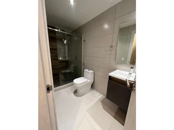 ALQUILER DE APARTAMENTO EN PH COCO DEL MAR - Imagen 12