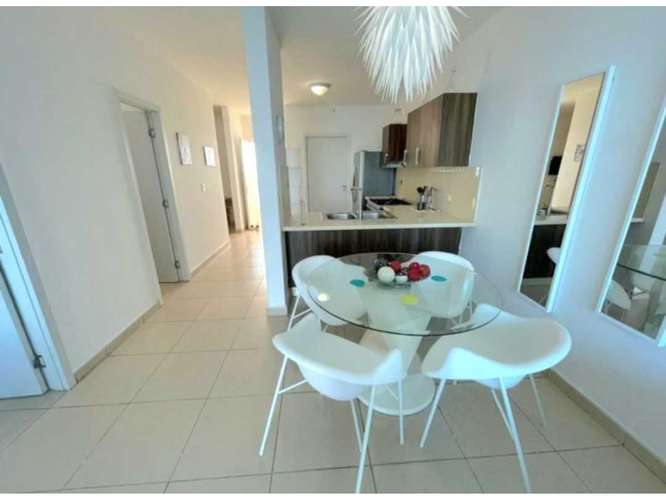 APARTAMENTO DE LUJO EN ALQUILER EN PUNTA PACÍFICA – VISTA AL MAR - Imagen 3
