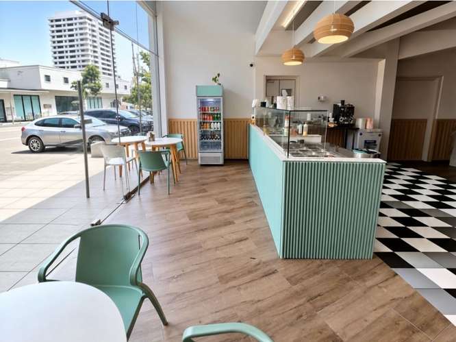 Alquiler de local comercial en San Francisco - Imagen 1
