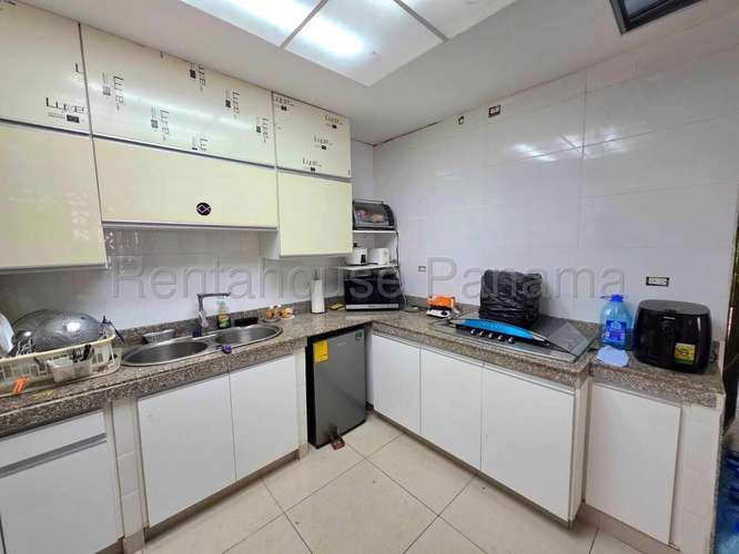 Vendo Casa en Reparto Nuevo Panama OF26-5497 - Imagen 5
