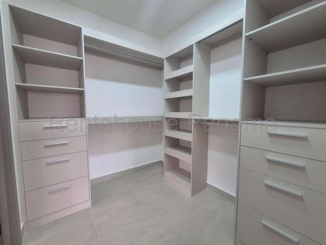Vendo Casa en Brisas Del Golf OF27-104