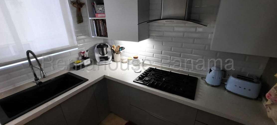 Venta de Apartamento en Avenida Balboa Ph Yoo and Arts 173 Mts PD