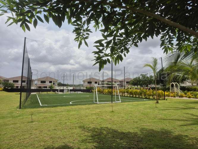 Venta de Casa en Brisas Del Golf Noura 288 Mts PD
