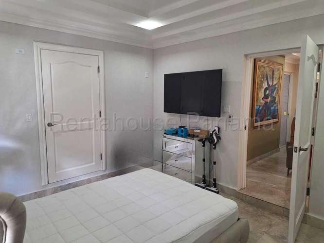 Alquiler C/ Opción a Compra de Casa en San Francisco 260 m², 27GP3217
