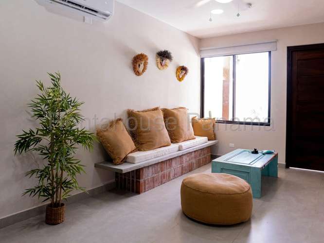 Venta de Casa de Playa en Pedasi 199 m², 26GP217