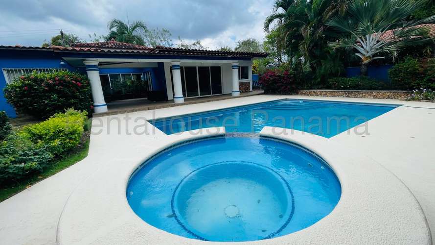 Venta de Casa de Playa con Línea blanca en Coronado Luxury Clu 205 m², 26GP5951