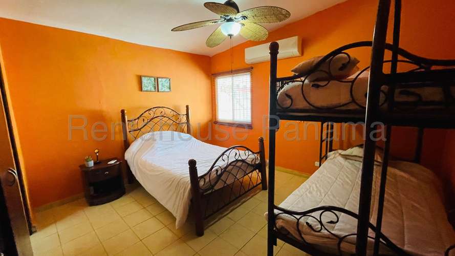Venta de Casa de Playa con Línea blanca en Coronado Luxury Clu 205 m², 26GP5951