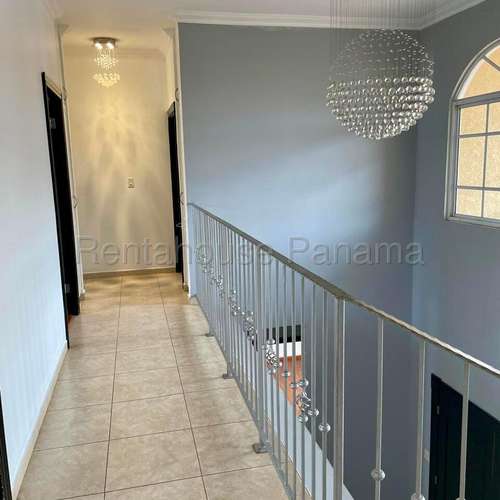 Venta de Casa en Costa del Este PALMERAS DEL ESTE JV