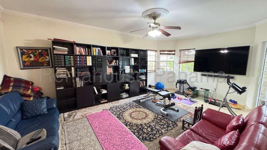 Venta de Casa en Costa del Este Royal Pacific JV