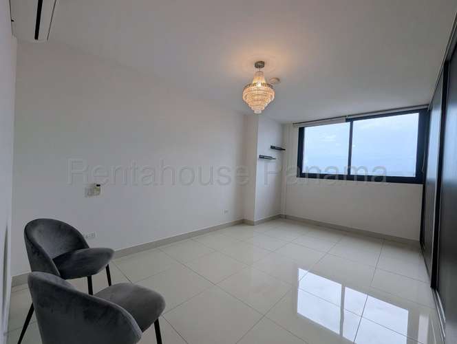 Venta de Apartamento en El Cangrejo Ph Carreras Tower KF
