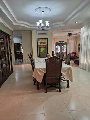 Venta de Casa en Chorrera Residencial Talavera KF