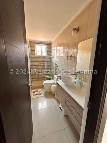 Venta de Casa en El Bosque 27-2497 MMM - Imagen 10