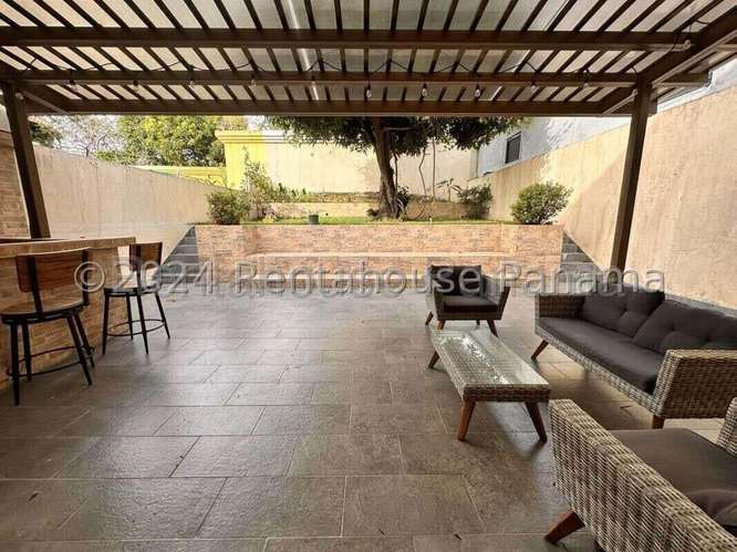 Venta de Casa en El Bosque 27-2497 MMM - Imagen 2