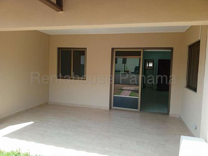 Venta de Casa en Panama Pacifico 27-2460 MMM