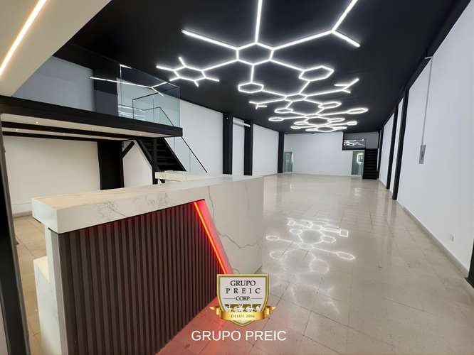 Local Comercial en alquiler bella vista CC - Imagen 3