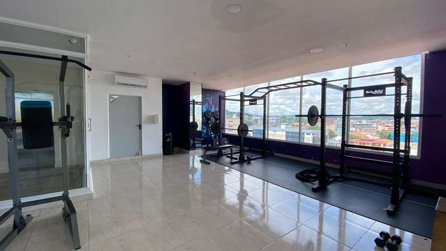 ¡Vive al máximo! Venta de Exclusivo Apartamento de 2 Rec / 2 Baños totalmente amoblado en Av. Balboa. IE 27-3262