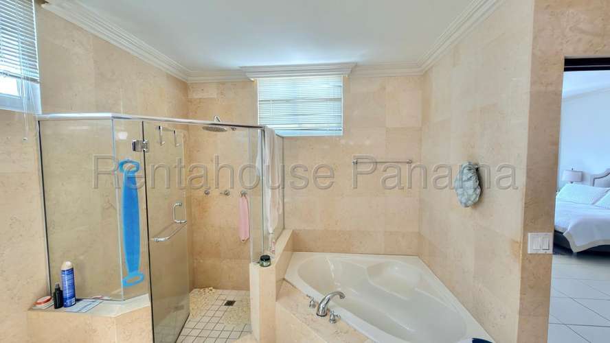 Apartamento en Venta, Marbella 27LRL3251 - Imagen 14