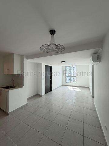 Venta de Apartamento Via España, PH Premium 27LGG634