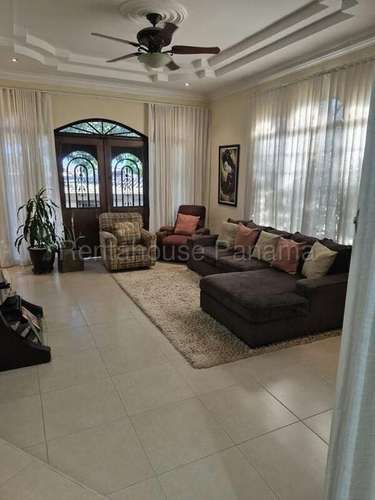Venta de casa en esquina  - Imagen 12