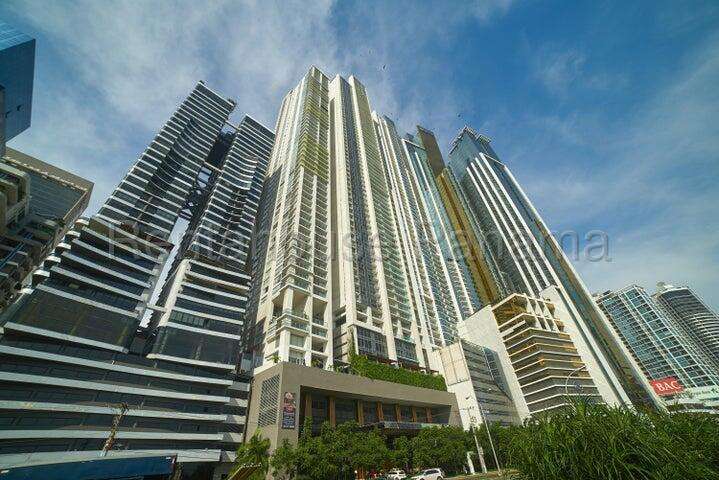 Apartamento en Venta Avenida Balboa 27LRL3242