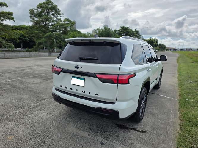 Toyota Sequoia Platinum