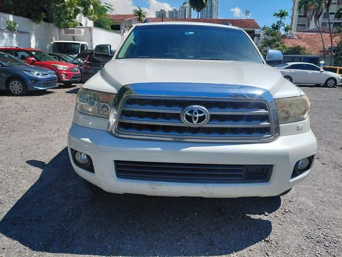TOYOTA SEQUOIA 2017 FULL EXTRA  - Imagen 2