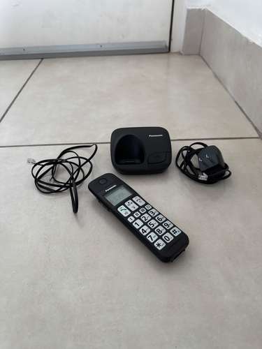  Teléfono inalámbrico Panasonic KX-TGE110LAB — $35 negociables - Imagen 2