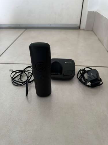 Teléfono inalámbrico Panasonic KX-TGE110LAB — $35 negociables - Imagen 3