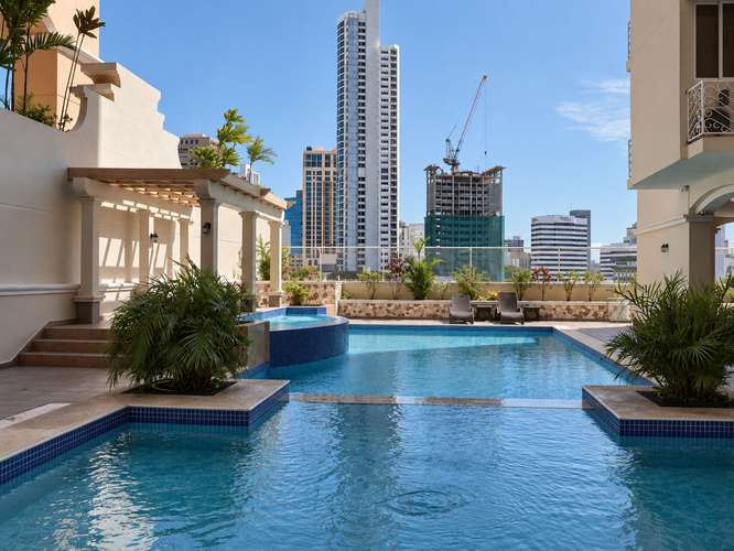 PH Sophia Tower, Obarrio | 188 m² | Cocina y Baños Renovados | 3 Recámaras + Den - Imagen 12