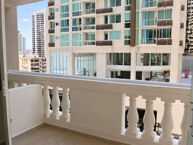 PH Sophia Tower, Obarrio | 188 m² | Cocina y Baños Renovados | 3 Recámaras + Den - Imagen 9