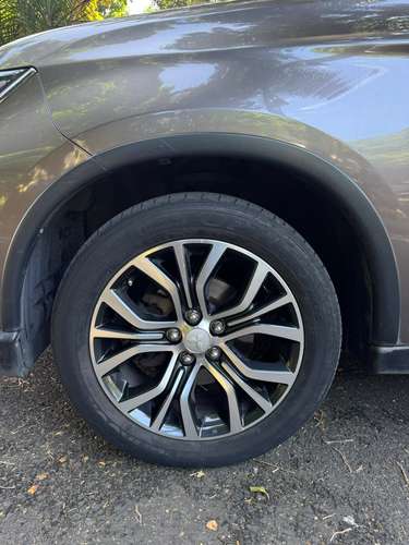 MITSUBISHI OUTLANDER 2018 $9,900 - Imagen 9