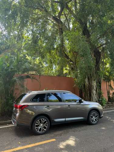 MITSUBISHI OUTLANDER 2018 $9,900 - Imagen 2