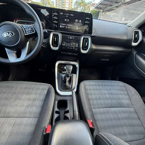 Vendo Kia sonet 2022 con 58000km - Imagen 8