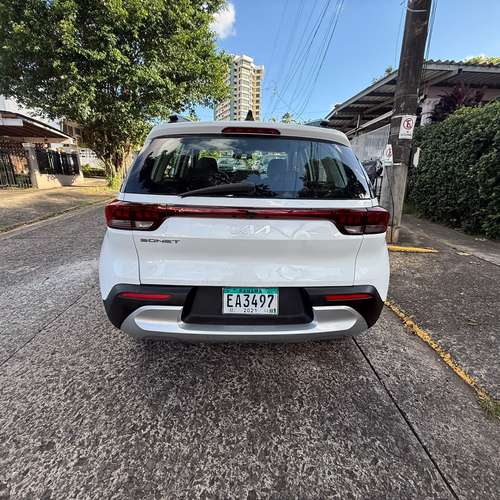 Vendo Kia sonet 2022 con 58000km - Imagen 5
