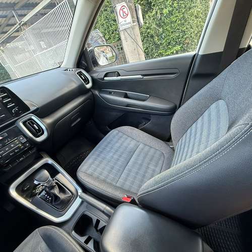 Vendo Kia sonet 2022 con 58000km - Imagen 13