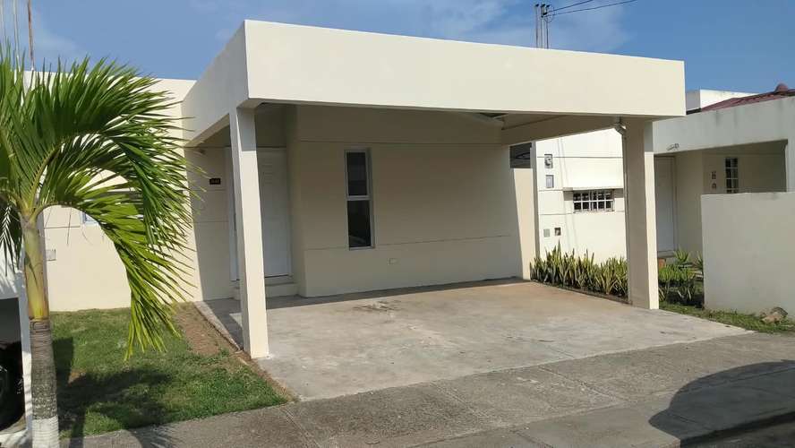ALQUILO CASA EN LA CHORRERA QUINTAS DE VALLE BONITO