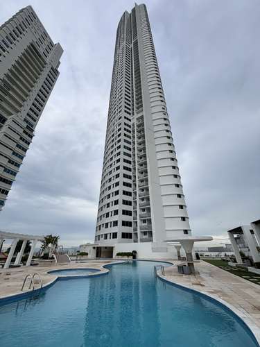 SE ALQUILA PEARL AT THE SEA $4,200