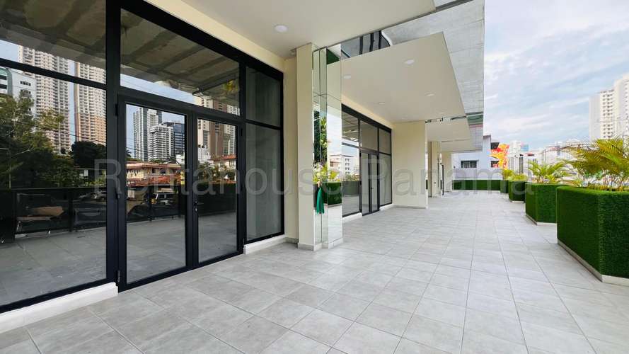 Alquiler de Local Comercial en Calle 50 | Solo Cliente Directo LFC