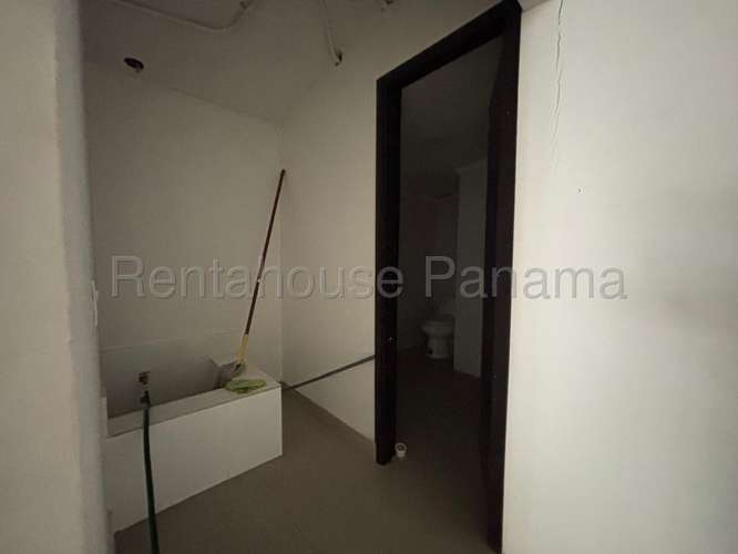 Alquiler de Local Comercial en Calle 50 | Solo Cliente Directo LFC - Imagen 17