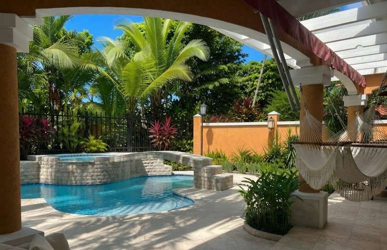 . Casa en Clayton residencial privado I Con piscina privada y amplio patio - Imagen 2