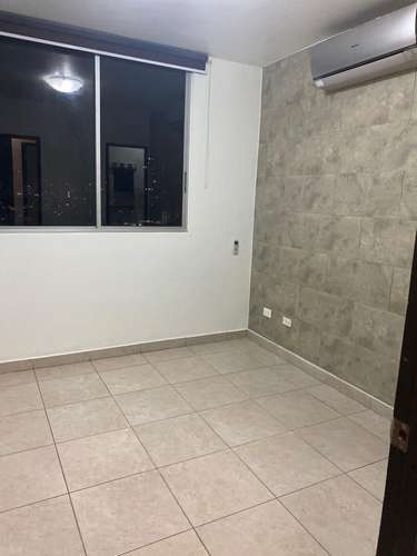 . Apartamento en Pueblo Nuevo I con balcón y remodelado  - Imagen 11