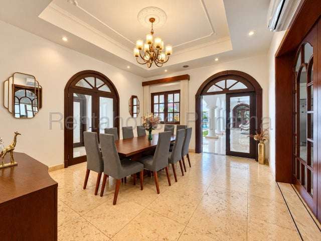 Alquiler de Casa en Costa del Este, Acabadosa de Lujo PH Las Begonias 27LGG3240