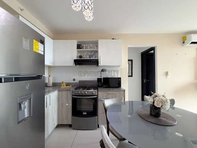 Apartamento en Alquiler en Transístmica Panamá con 2 Recámaras y Cocina Abierta - Imagen 6