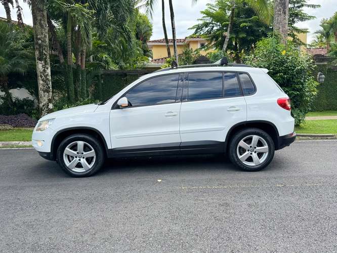 Volkswagen Tiguan Año 2011, Automática    