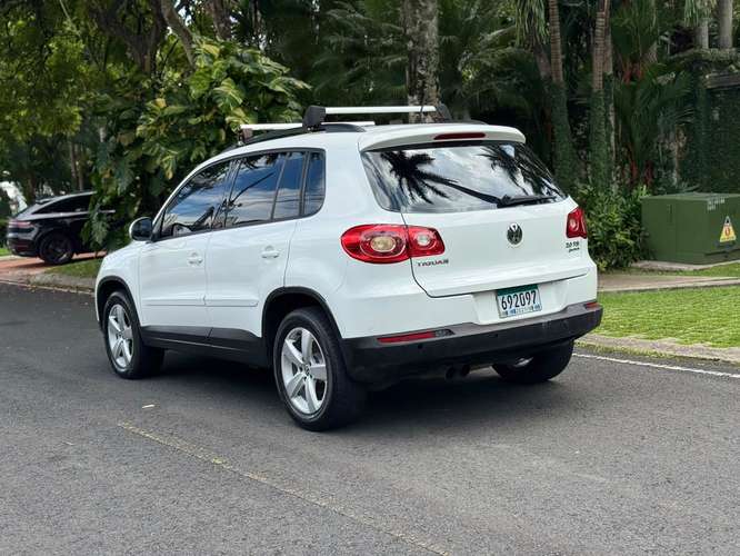 Volkswagen Tiguan Año 2011, Automática    